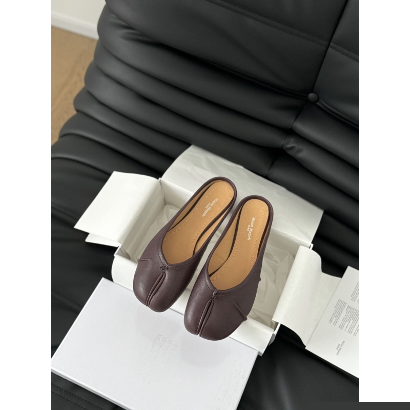 Other Slippers